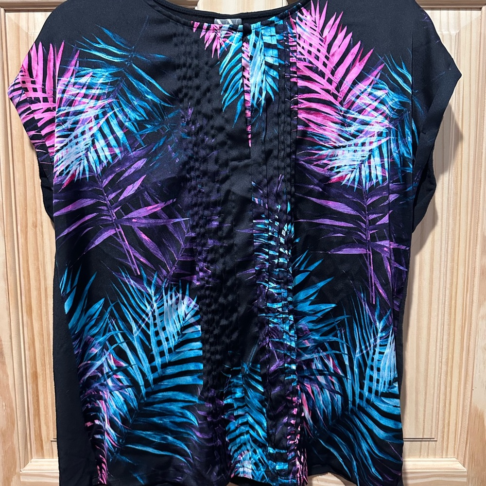 Worthington Black and Teal Top